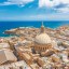Waar en wanneer kunt u zwemmen op Malta: zeetemperatuur van maand tot maand