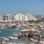 Wanneer kunt u gaan zwemmen in Al Muharraq: zeetemperatuur maand per maand